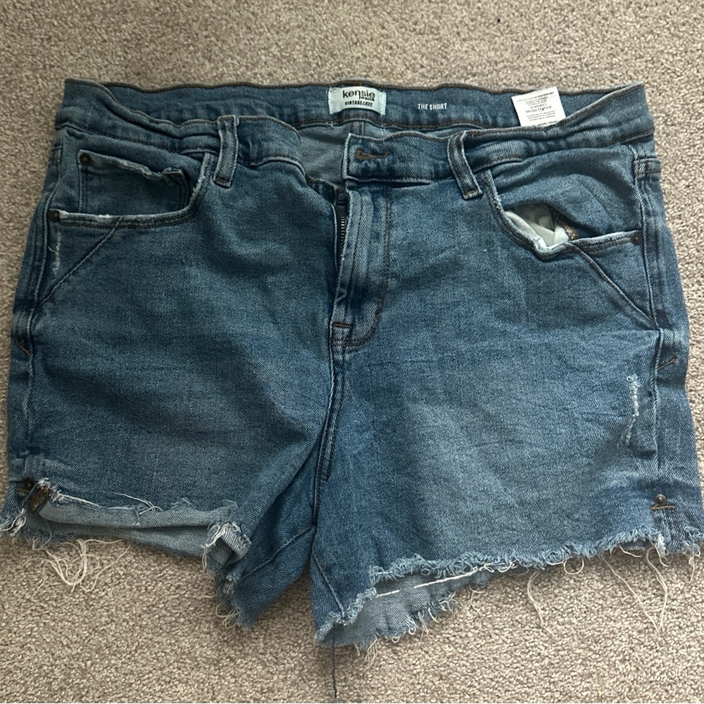 High waisted Denim shorts